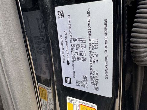 Used 2024 GMC Yukon SLT image 24