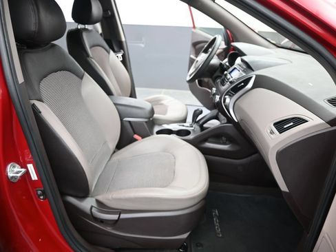 Used 2013 Hyundai Tucson GLS FWD image 24