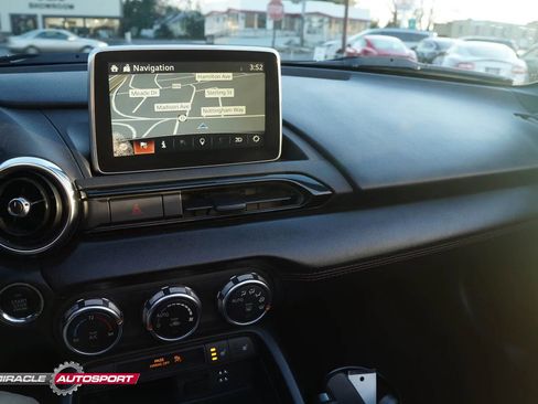 Used 2016 MAZDA MX-5 Miata Grand Touring image 38