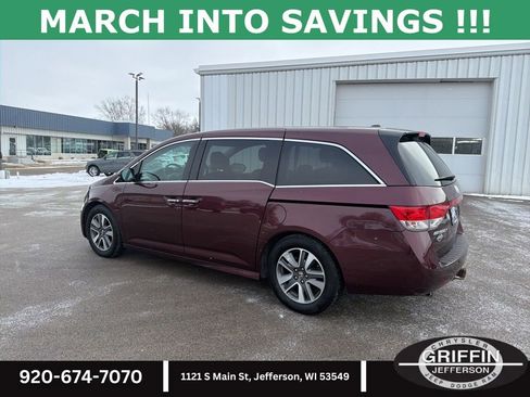 Used 2015 Honda Odyssey Touring Elite image 17