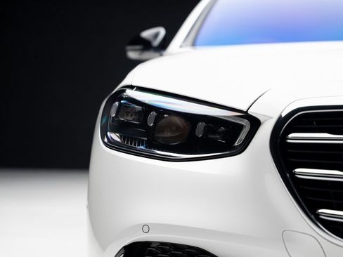 Used 2023 Mercedes-Benz S 500 4MATIC w/ AMG Line image 8