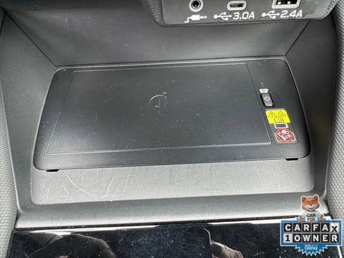 Used 2025 Subaru Forester Premium AWD/4WD image 19