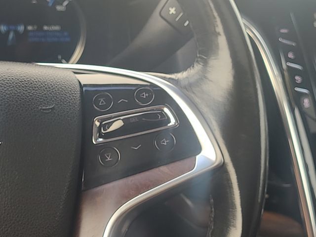 Used 2018 Cadillac Escalade Luxury AWD/4WD image 19