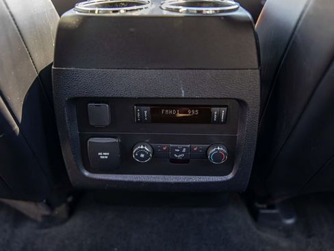 Used 2017 Lincoln Navigator L Select AWD/4WD image 36