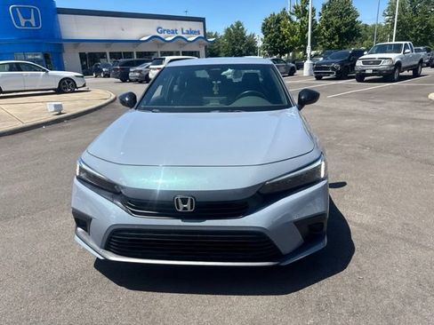Used 2024 Honda Civic Sport image 2