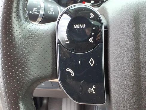 Used 2020 Land Rover Range Rover Sport HSE image 30