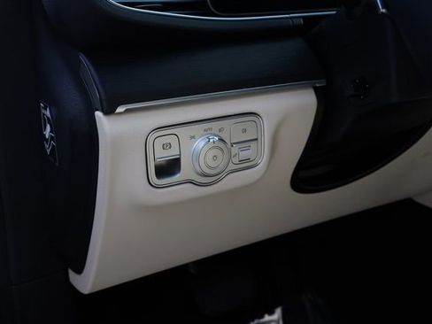 Used 2026 Mercedes-Benz GLE 350 4MATIC image 31