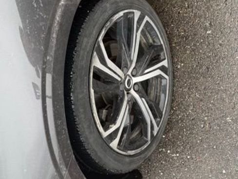 Used 2024 Volvo S60 B5 Core image 14