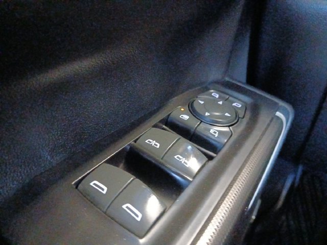 Used 2020 GMC Sierra 1500 AT4 w/ AT4 Premium Package AWD/4WD image 7