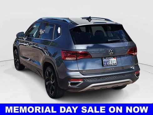Used 2023 Volkswagen Taos SE FWD image 5