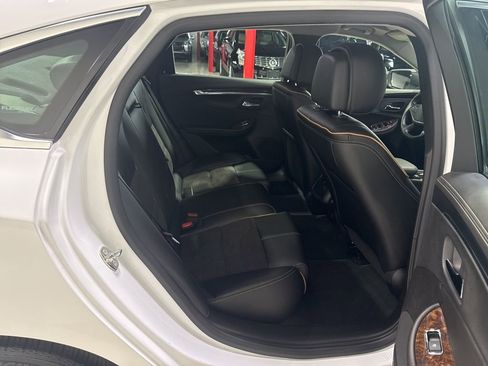 Used 2014 Chevrolet Impala LT w/ Premium Seating Package image 35