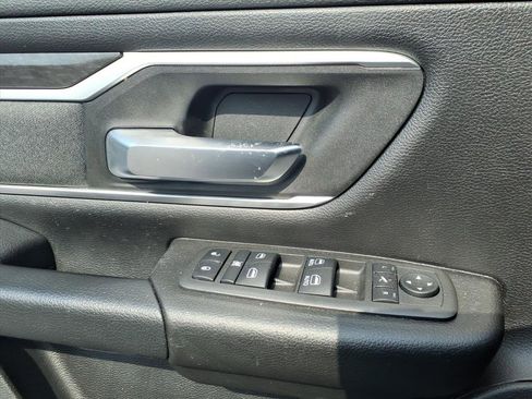Used 2022 RAM 1500 Big Horn image 6
