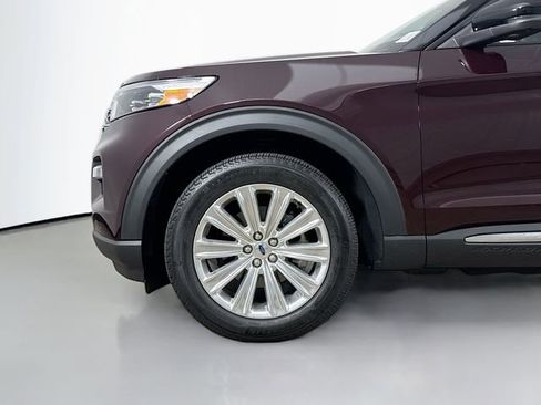 Used 2022 Ford Explorer Limited w/ Equipment Group 301A image 33