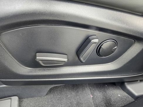 New 2026 Ford Explorer Active w/ Active Comfort Package RWD image 22