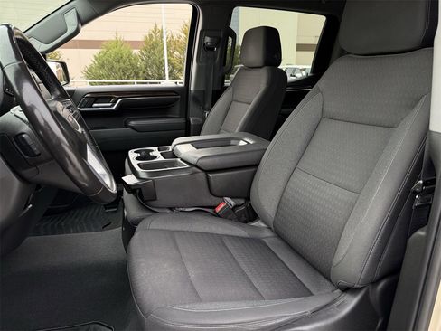 Used 2022 GMC Sierra 1500 Elevation image 23