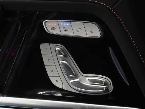 Used 2022 Mercedes-Benz G 63 AMG 4MATIC image 30