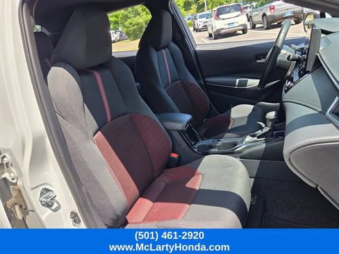 Used 2025 Toyota Corolla SE FWD image 18