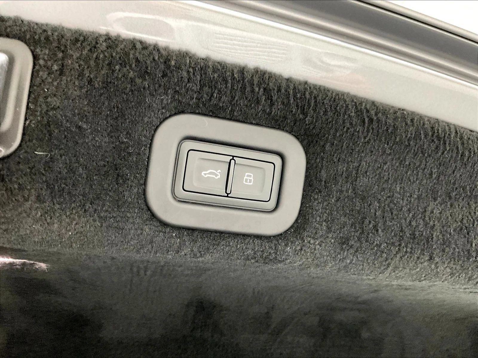 Used 2021 Bentley Flying Spur V8 AWD/4WD image 49