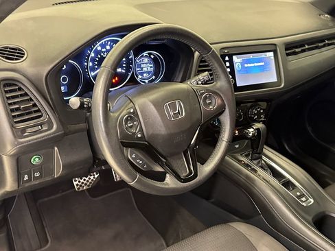 Used 2022 Honda HR-V Sport image 18