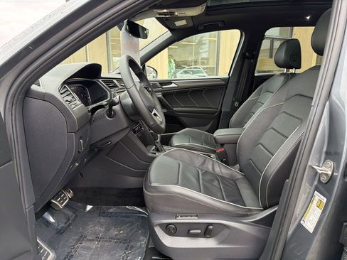 Used 2022 Volkswagen Tiguan SEL R-Line AWD/4WD image 10