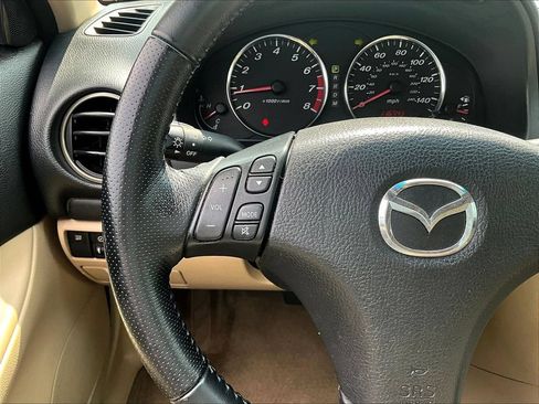 Used 2005 MAZDA MAZDA6 i FWD image 11