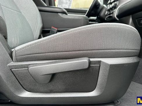 Used 2024 RAM 2500 Big Horn w/ Safety Group AWD/4WD image 22