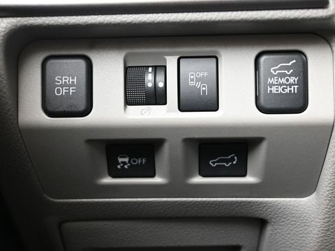 Used 2017 Subaru Forester 2.5i Limited image 23