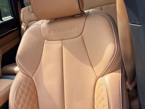 Used 2025 Jeep Grand Cherokee L Summit image 14