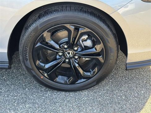 New 2025 Honda Accord SE image 6