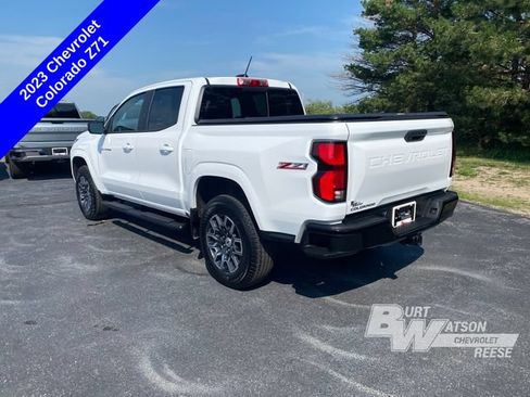 Used 2023 Chevrolet Colorado Z71 w/ Z71 Convenience Package 2 AWD/4WD image 5