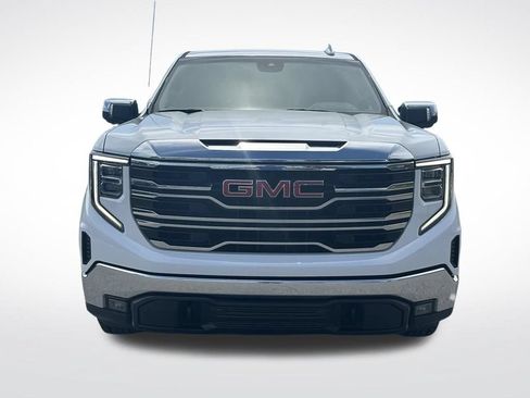 Used 2025 GMC Sierra 1500 SLT RWD image 9
