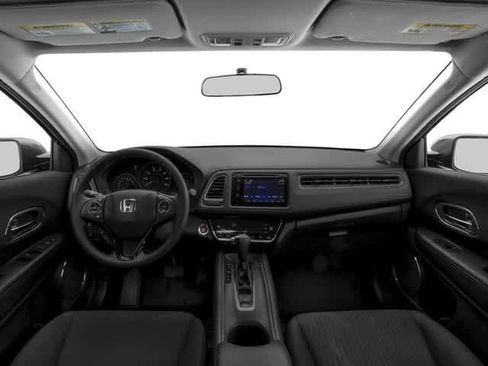 Used 2016 Honda HR-V EX image 8