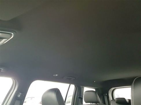 New 2025 Jeep Grand Cherokee L Laredo image 35