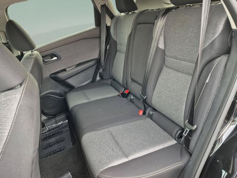 Certified 2021 Nissan Rogue SV FWD image 17