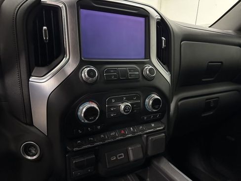 Used 2019 GMC Sierra 1500 SLT image 44