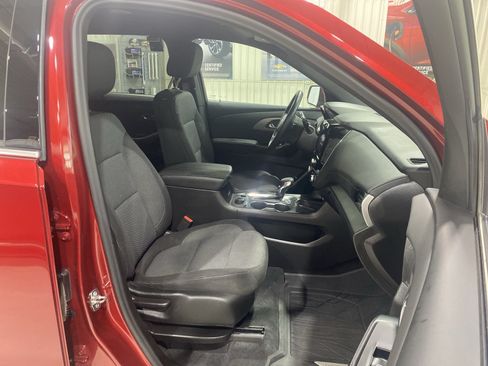 Used 2023 Chevrolet Traverse LT w/ LPO, Floor Liner Package AWD/4WD image 18