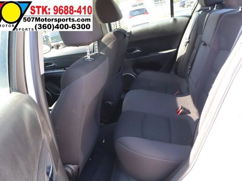 Used 2016 Chevrolet Cruze LT w/ Sun And Sound Package FWD image 14