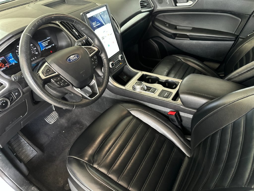 Certified 2024 Ford Edge SEL AWD/4WD image 9
