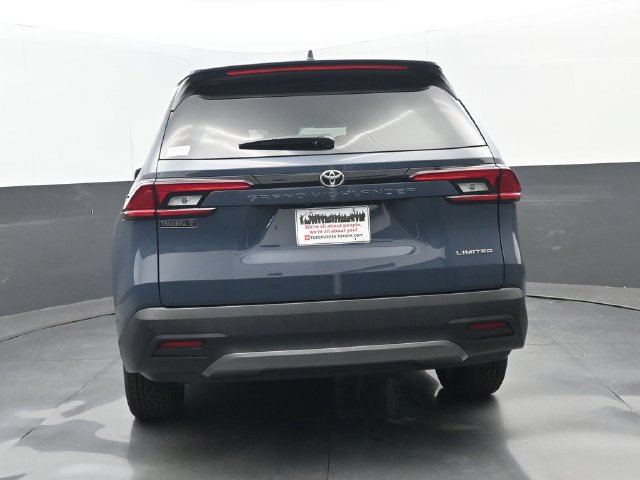 New 2026 Toyota Grand Highlander FWD image 23