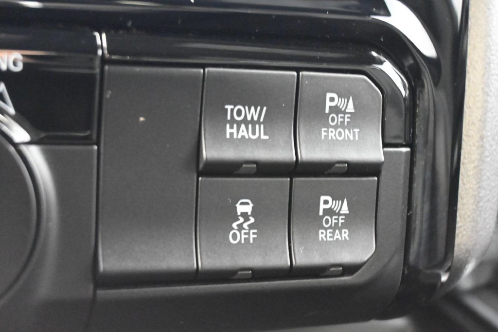 Used 2022 RAM 1500 Laramie AWD/4WD image 15