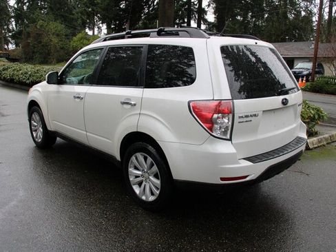 Used 2012 Subaru Forester 2.5X Premium image 4