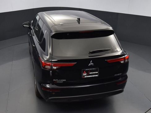New 2025 Mitsubishi Outlander ES image 32