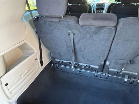 Used 2014 Dodge Grand Caravan SE w/ Quick Order Package 29E SE FWD image 25