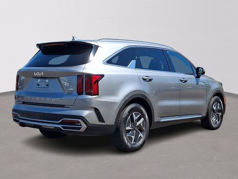 Certified 2022 Kia Sorento S AWD/4WD image 6