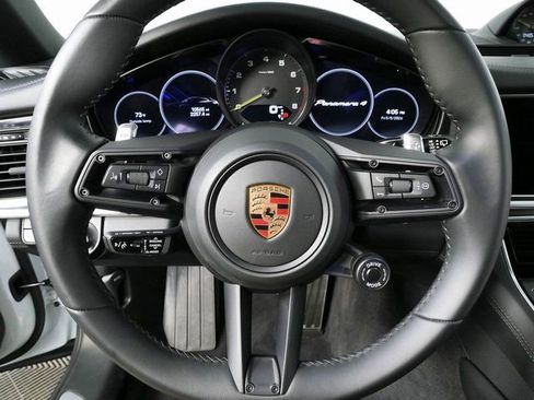 Used 2023 Porsche Panamera 4 w/ Premium Package AWD/4WD image 9