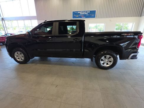 Used 2021 Chevrolet Silverado 1500 LT w/ LPO, Liner Protection Package AWD/4WD image 11