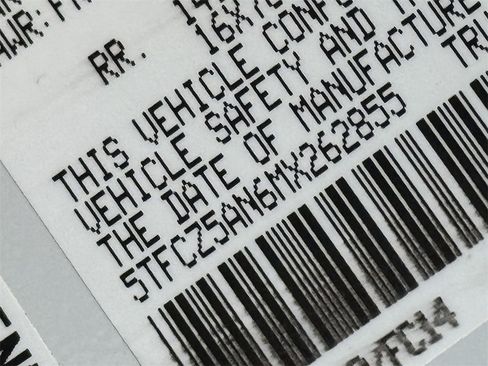 Used 2021 Toyota Tacoma SR5 w/ Technology Package image 25