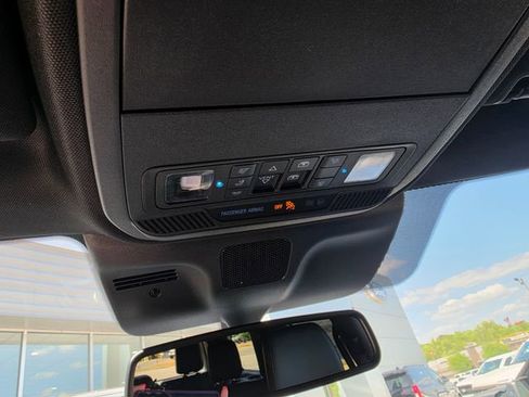 New 2026 Ford Expedition Tremor image 18