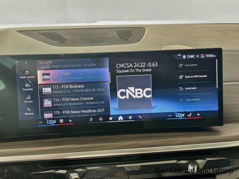 Used 2024 BMW X5 xDrive40i w/ Parking Assistance Package AWD/4WD image 15