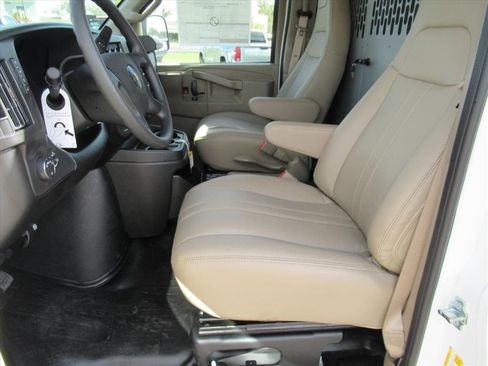 New 2026 Chevrolet Express 2500 RWD image 22